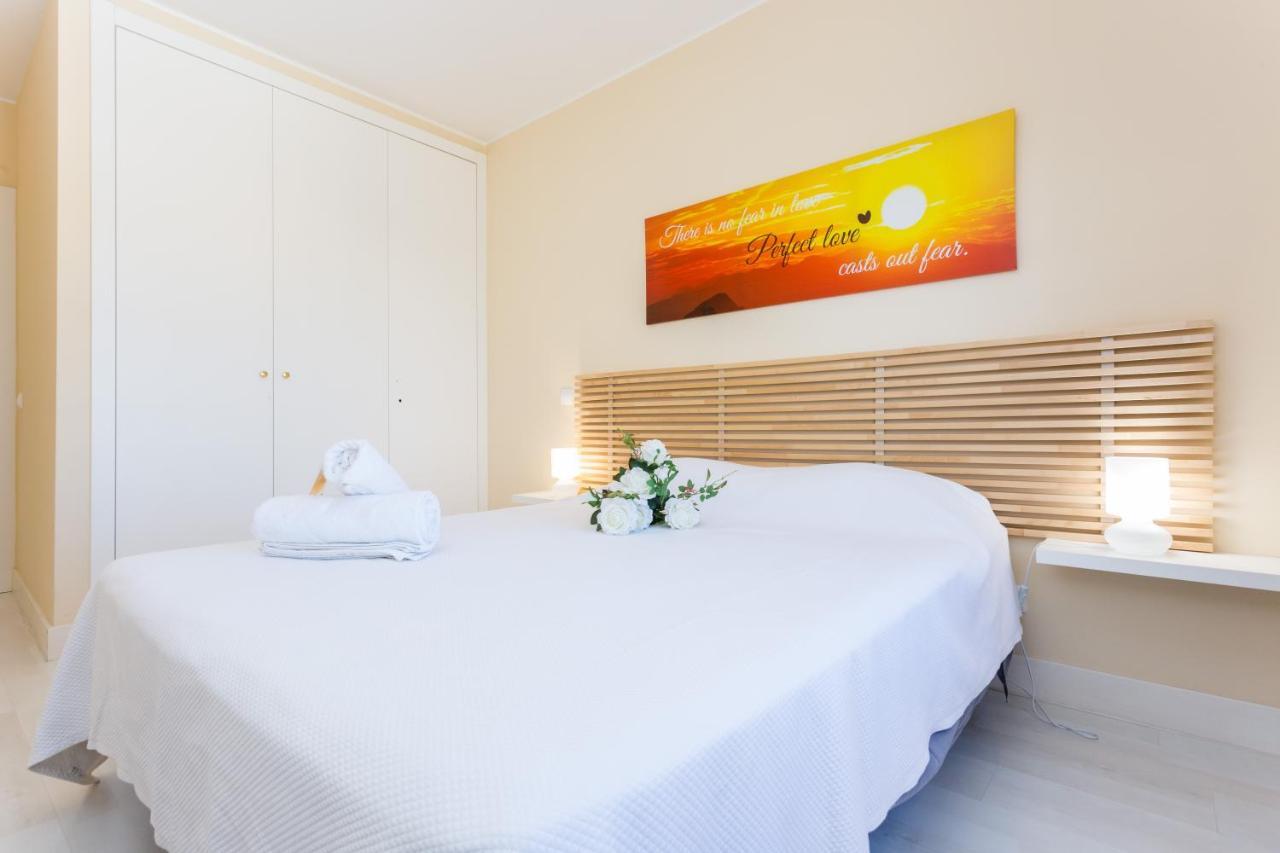 Litoralmar Beachfront Apartment ปอร์ติเมา ภายนอก รูปภาพ