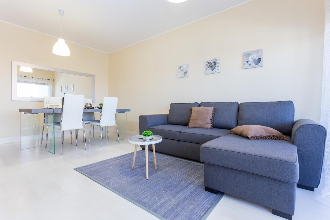 Litoralmar Beachfront Apartment ปอร์ติเมา ภายนอก รูปภาพ